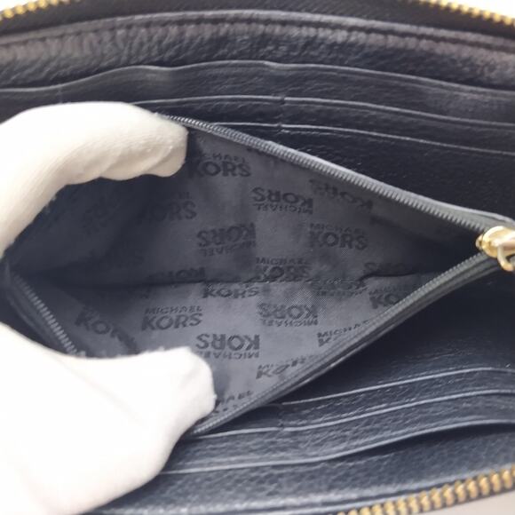 Michael Kors Black Leather Logo Zip Around Credit Card Long Wallet - Picture 11 of 16